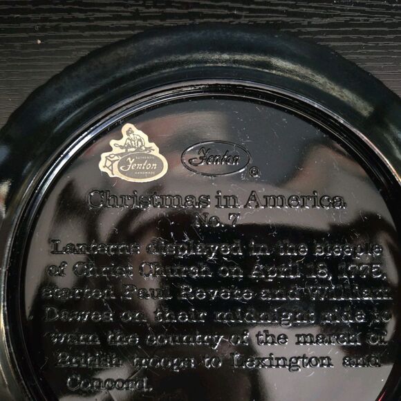 Fenton 1976 Christmas in America Plate No.7 The Old North Church W/ Sticker - Picture 4 of 5